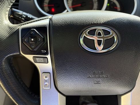 Used 2015 Toyota Tacoma PreRunner image 19