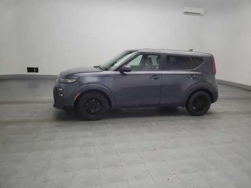 Used 2020 Kia Soul LX FWD image 2