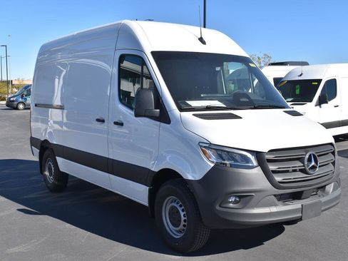 New 2025 Mercedes-Benz Sprinter 2500 image 3
