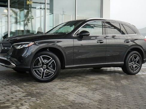 New 2026 Mercedes-Benz GLC 300 image 4