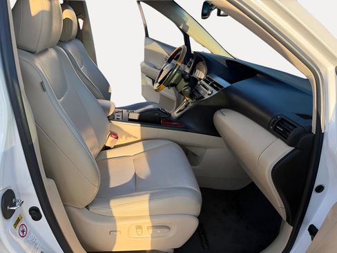 Used 2010 Lexus RX 350 2WD image 17