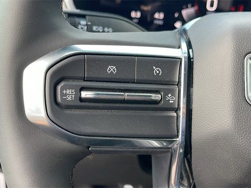 New 2026 GMC Canyon Denali image 23