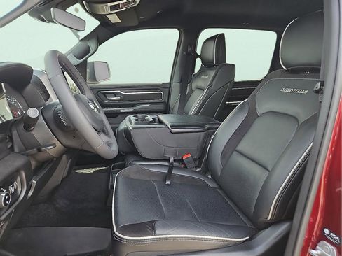 Used 2025 RAM 1500 Laramie image 13