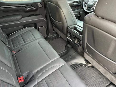 Used 2024 GMC Sierra 1500 AT4X image 17