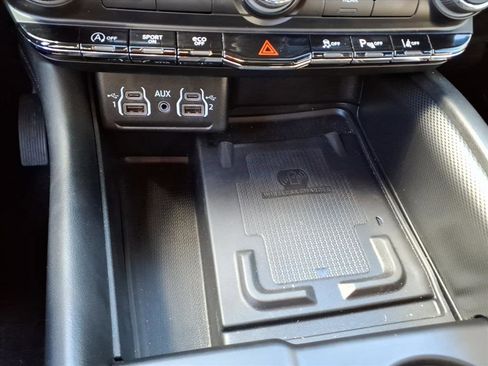 Certified 2022 Dodge Durango GT image 18