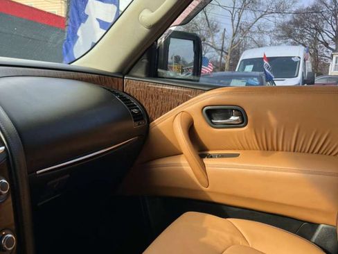 Used 2017 Nissan Armada Platinum image 31