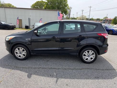 Used 2013 Ford Escape S image 4