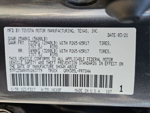 Certified 2021 Toyota Tacoma TRD Sport w/ Technology Package AWD/4WD image 24