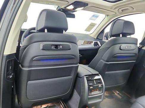 Used 2026 BMW X7 xDrive40i image 34