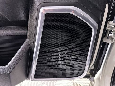 Used 2020 RAM 2500 Laramie w/ Night Edition image 25