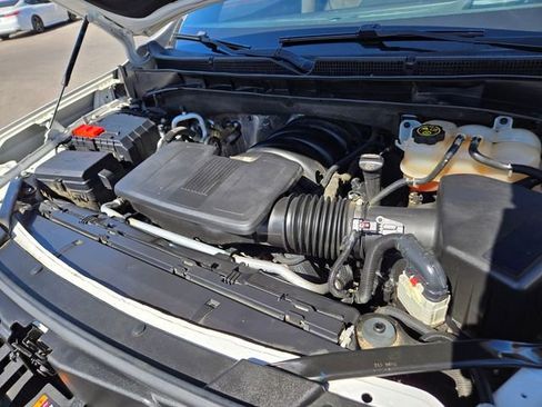 Used 2021 Cadillac Escalade Premium Luxury image 17