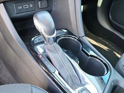 Used 2022 Buick Encore GX Preferred w/ Cold Weather Comfort Package image 11