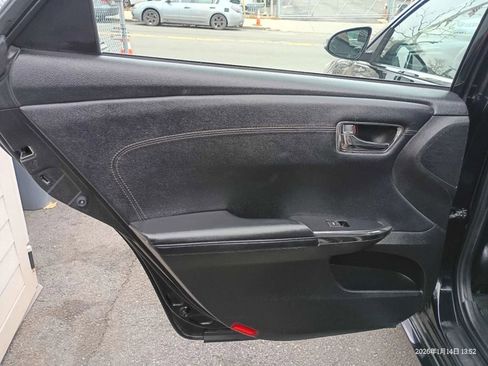 Used 2018 Toyota Avalon XLE Plus image 23