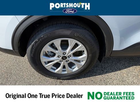 Used 2025 Ford Escape Active w/ Active Premium Tech Pack image 29