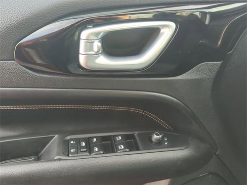 Used 2022 Jeep Compass High Altitude image 13