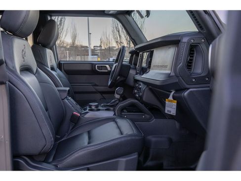 New 2025 Ford Bronco Badlands AWD/4WD image 18