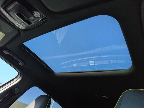 Used 2024 Kia EV6 GT image 28