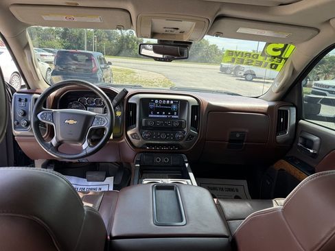 Used 2015 Chevrolet Silverado 2500 High Country w/ Duramax Plus Package AWD/4WD image 13