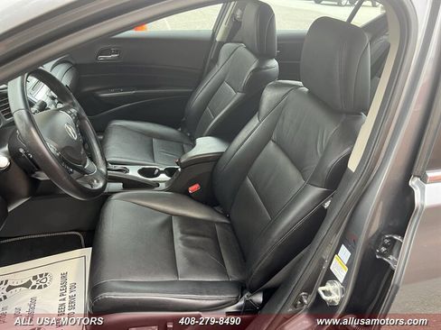 Used 2013 Acura ILX w/ Technology Package FWD image 20