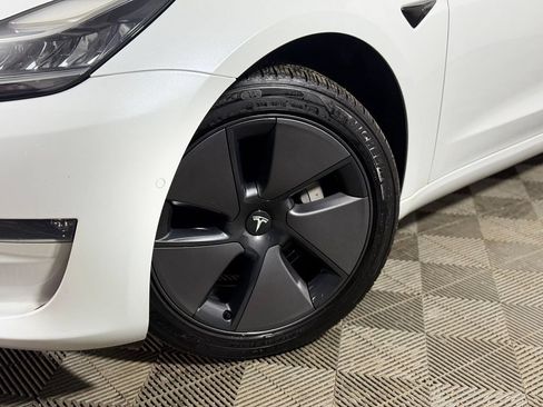Used 2022 Tesla Model 3 Long Range AWD/4WD image 2
