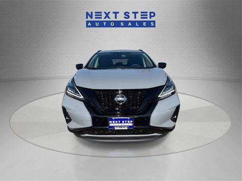 Used 2022 Nissan Murano SV w/ SV Midnight Edition Package image 2