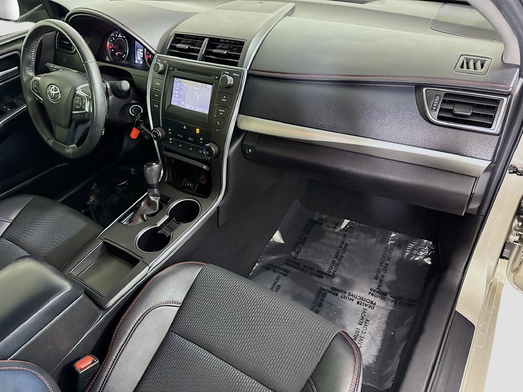 Used 2017 Toyota Camry SE FWD image 28