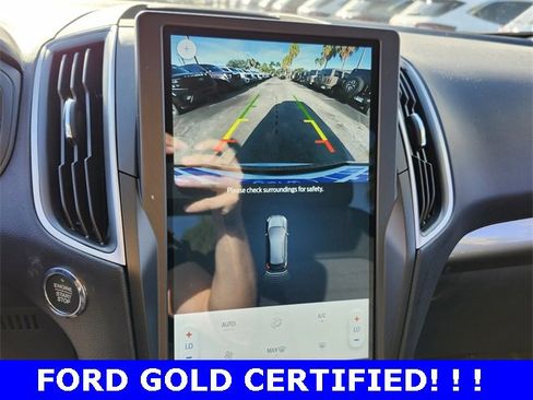 Used 2024 Ford Edge SE w/ Black Appearance Package image 19