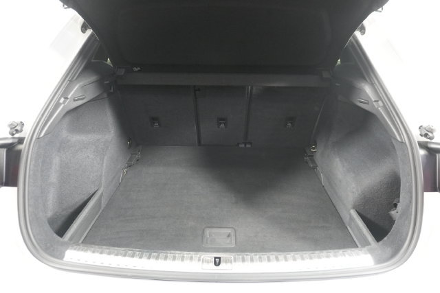Used 2023 Audi Q3 2.0T Premium AWD/4WD image 28