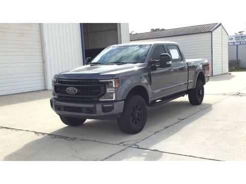 Used 2021 Ford F250 Lariat image 4
