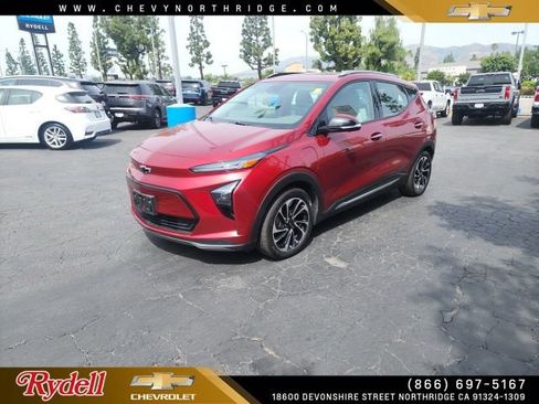 Used 2022 Chevrolet Bolt EUV Premier w/ Sun & Sound Package image 1