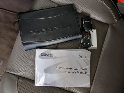 Used 2020 GMC Yukon Denali w/ Denali Ultimate Package image 67