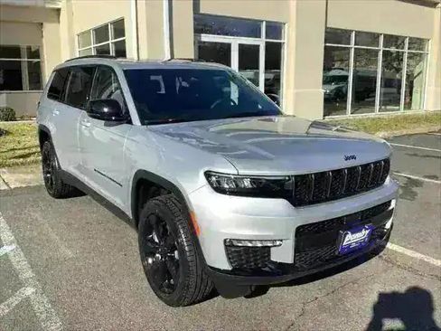 New 2025 Jeep Grand Cherokee L Limited w/ Black Appearance Package image 1