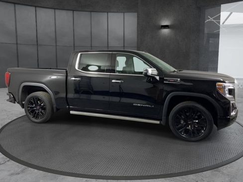 Used 2021 GMC Sierra 1500 Denali w/ Denali Ultimate Package AWD/4WD image 4