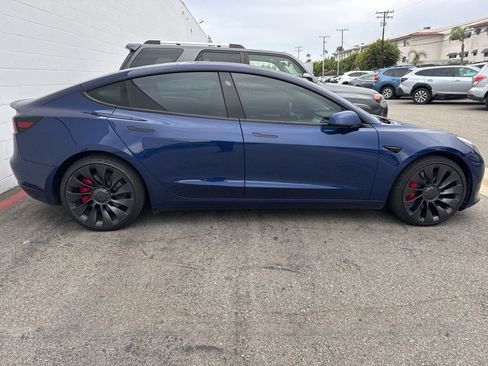 Used 2023 Tesla Model 3 Performance image 3
