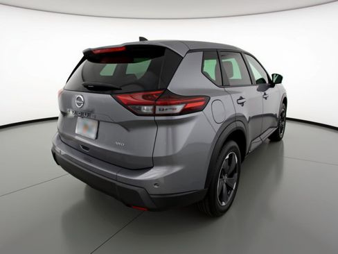 Used 2025 Nissan Rogue SV AWD/4WD image 9