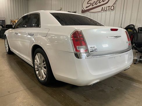 Used 2012 Chrysler 300 Limited w/ Luxury Group image 3