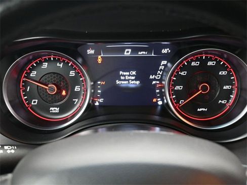 Used 2023 Dodge Charger SXT image 12