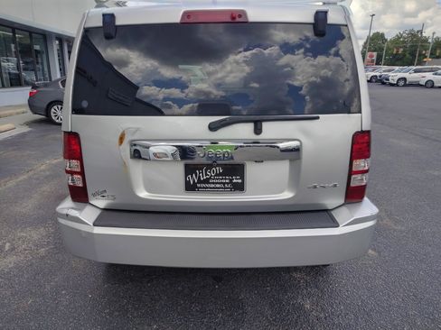 Used 2011 Jeep Liberty Sport image 5