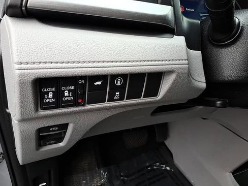 Used 2023 Honda Odyssey EX-L image 14