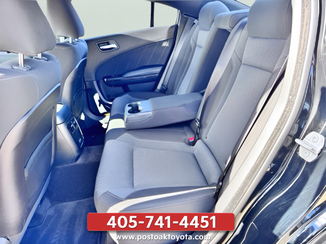Used 2019 Dodge Charger SXT w/ Blacktop Package RWD image 20