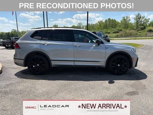 Used 2021 Volkswagen Tiguan SE R-Line AWD/4WD image 6