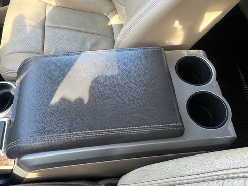 Used 2013 Ford F150 Lariat w/ Lariat Chrome Pkg image 37