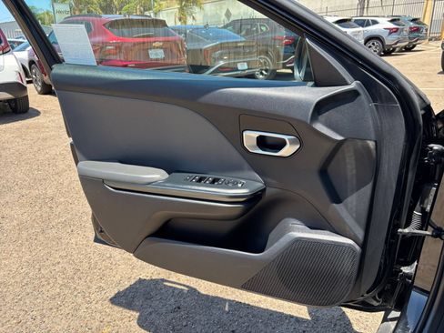 Used 2025 Kia K4 FWD image 18