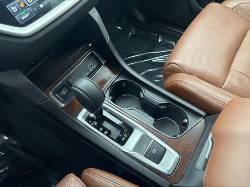 Certified 2025 Subaru Ascent Touring image 19