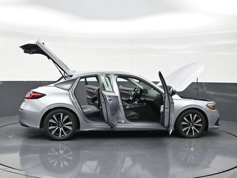 Used 2022 Honda Civic EX-L image 29