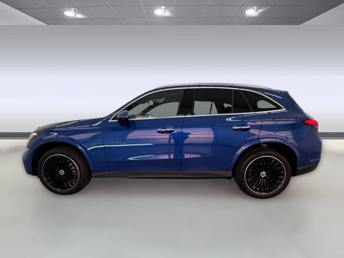 Used 2023 Mercedes-Benz GLC 300 image 2