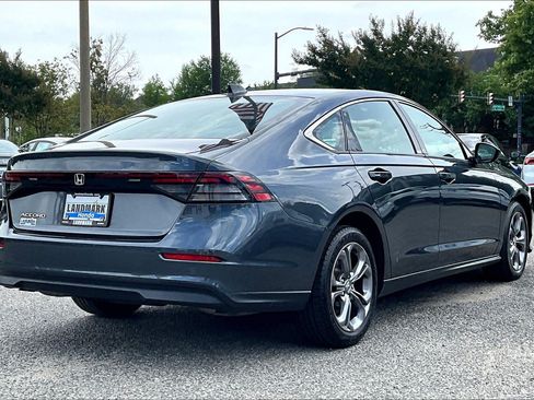 Used 2024 Honda Accord EX image 2