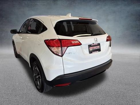 Used 2018 Honda HR-V EX image 9
