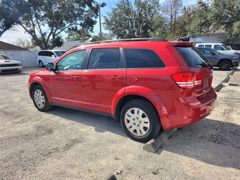 Used 2018 Dodge Journey SE w/ Connectivity Group image 4