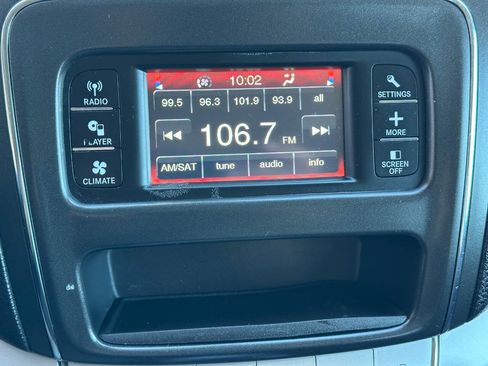 Used 2020 Dodge Journey SE w/ SE Popular Equipment Group image 38